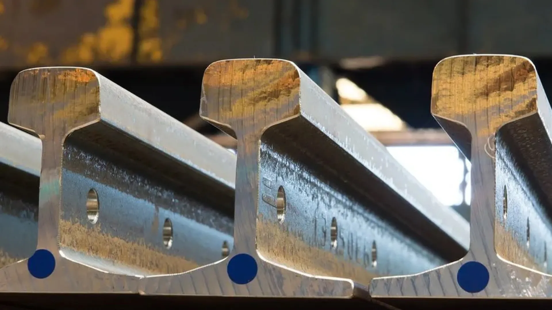 Рельсы железнодорожные Р65 железнодорожные старогодные износ до 1 мм